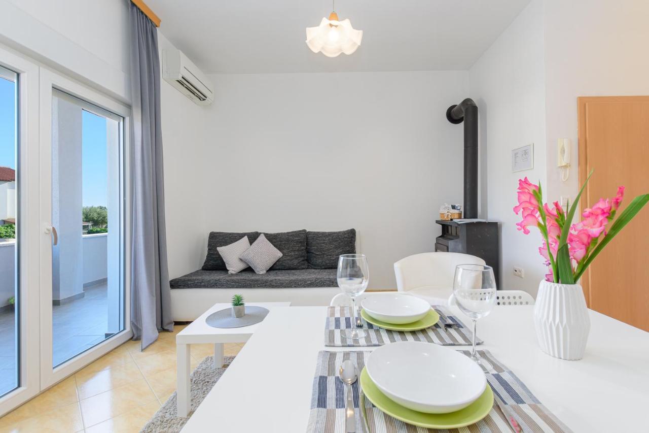 Apartmani Vita, Liznjan - Apartman 2 מראה חיצוני תמונה